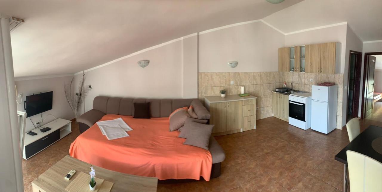Apartmani Ilic Бечичі Екстер'єр фото