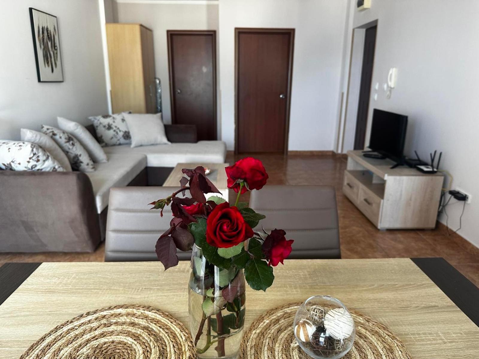 Apartmani Ilic Бечичі Екстер'єр фото